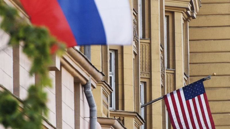 Россия более чем вдвое нарастила импорт одежды из США