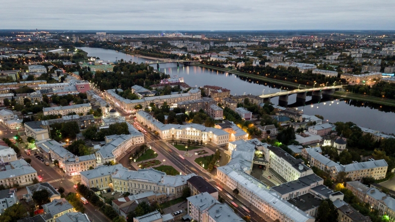 Новогодние каникулы в 2027 году будут на один день короче, чем годом ранее