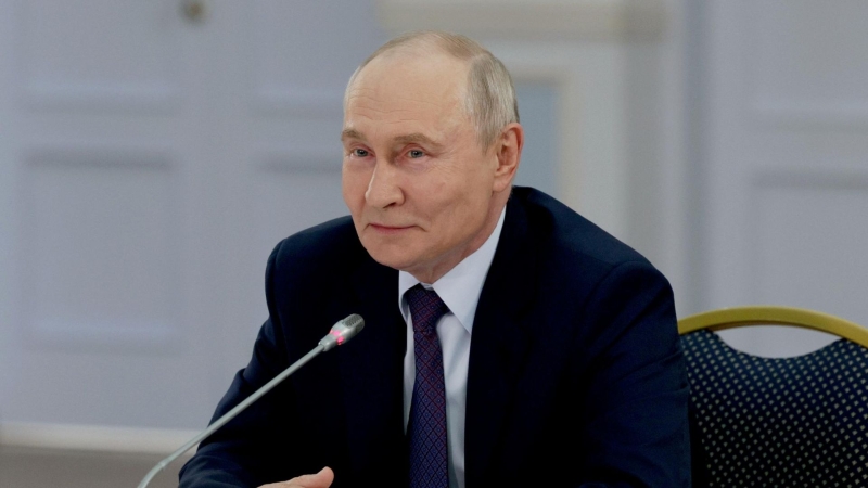 Скульптор, обсудивший с Путиным экотропу в Бурятии, рассказал о своих целях