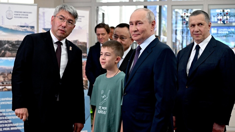 Скульптор, обсудивший с Путиным экотропу в Бурятии, рассказал о своих целях